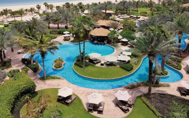 Отель The Ritz-Carlton, Dubai