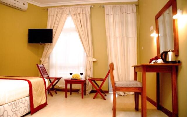 Leisure Safari Lodge