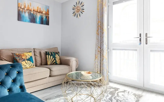 Stunning 1 Bedroom Apt With Balcony-leicester City
