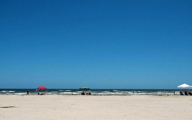 Beach View Estates Upstairs BVEU146