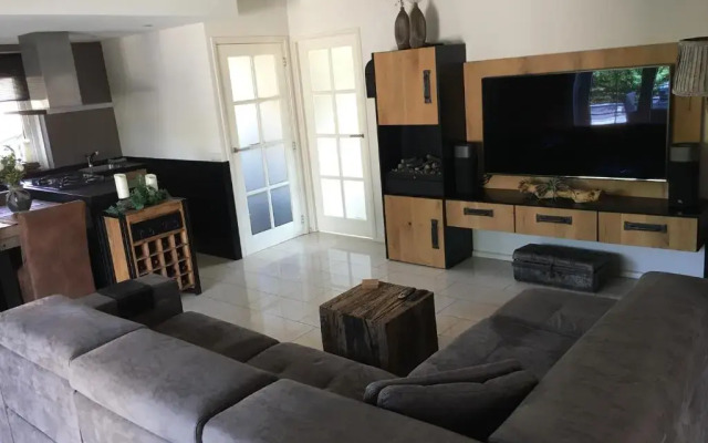 Beach bungalow Hellevoetsluis