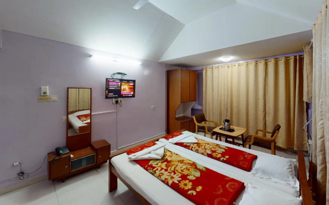 Campal Beach Resort – Guest Rooms – Panaji