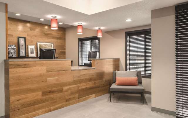 Country Inn & Suites by Radisson, Big Flats (Elmira), NY