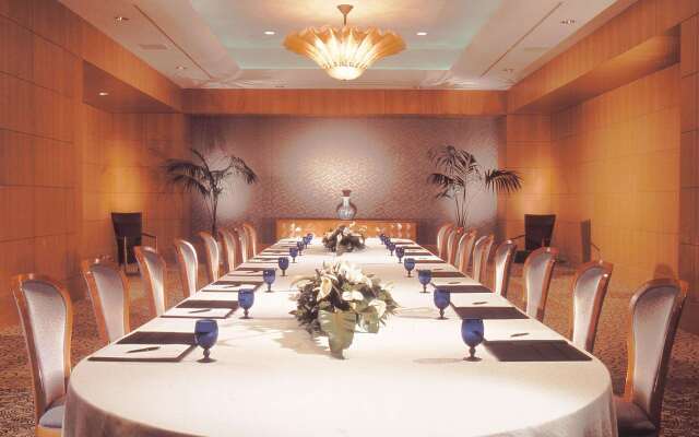 The Yokohama Bay Hotel Tokyu