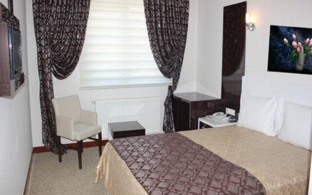 Cali Royal Otel