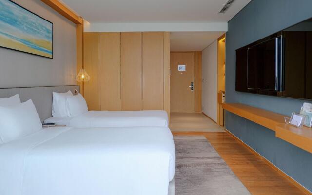 Prince Hotel Da Nang (Formerly Sel de Mer Hotel & Suites)