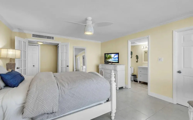 Mansions By The Sea 306a - Premier