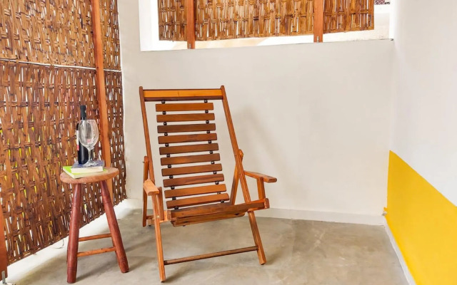 Casa de Tijolinho com Netflix e estacionamento