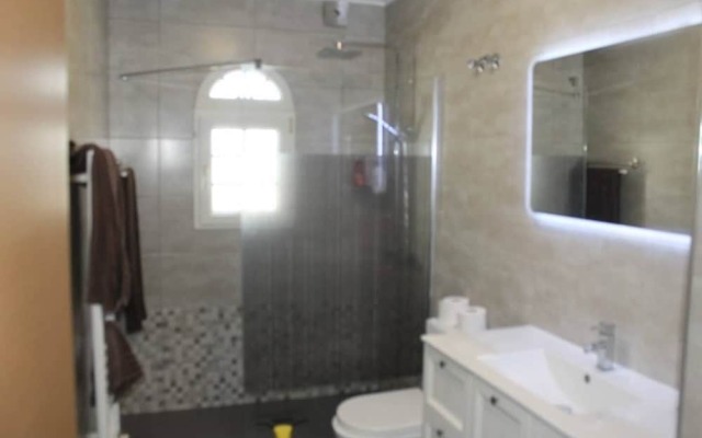 Los Dolses Townhouse Overlooking Com Pool Ld288