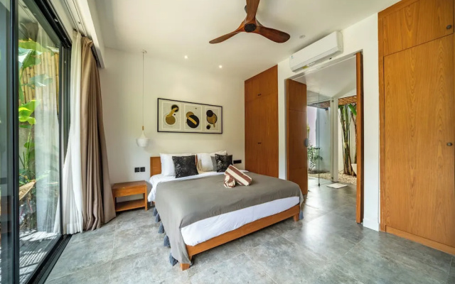 Red Sunset Villa by Betterplace