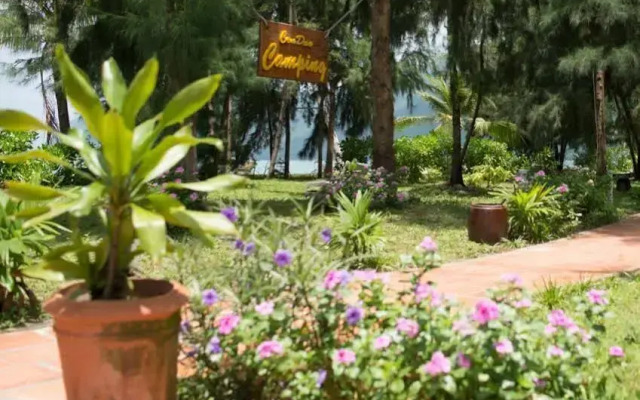 Con Dao Camping Hotel