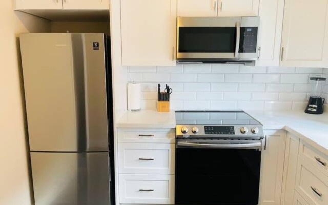 Professional Three Bedroom Condo Suite