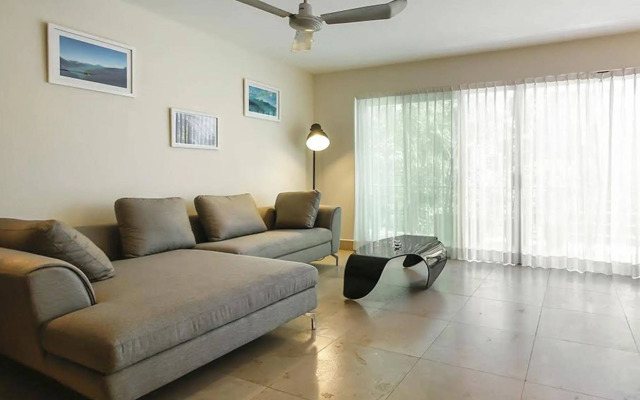 Luxurious & Central Condo In Playa Steps From The Beach