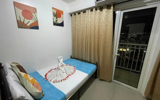 Shore Residences Stays by PBYY