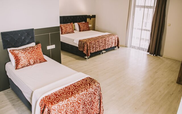 Bois Hotel And Cafe And Restaurant