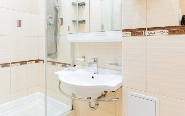 Апартаменты Петровские на улице Карташова 3