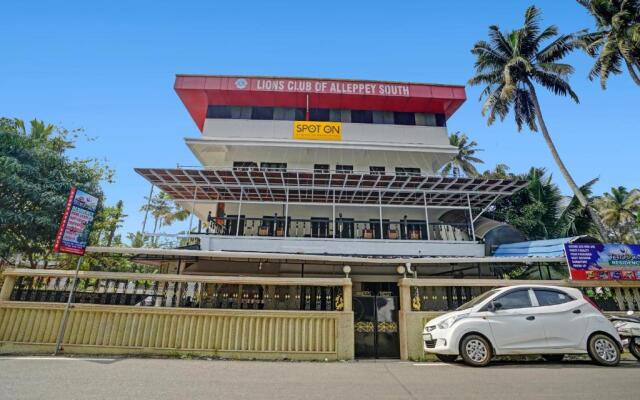 Spot On Vinodam Residency