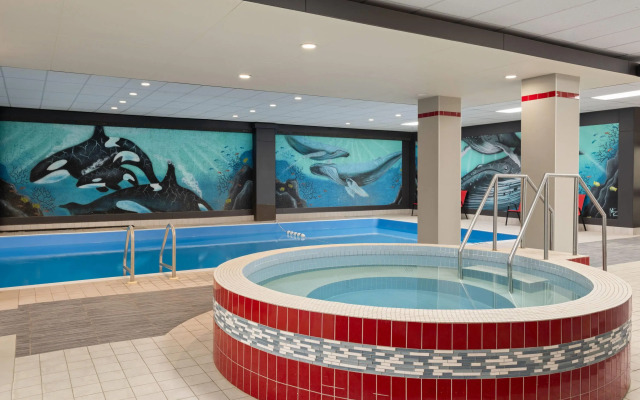 Ramada by Wyndham Saskatoon