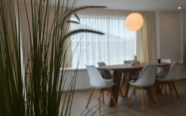 Enticing Holiday Home in Middelkerke near Sea