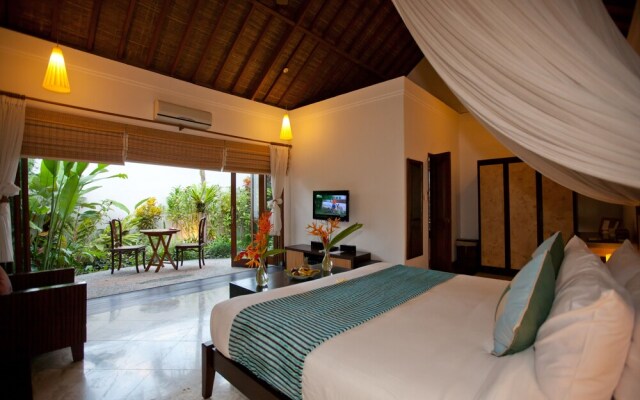 The Junno Villa
