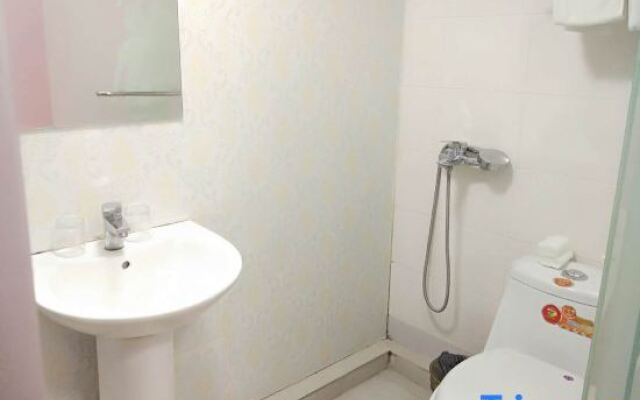 Shanghai Jingya Exquisite Hotel (Huinan Metro Station)