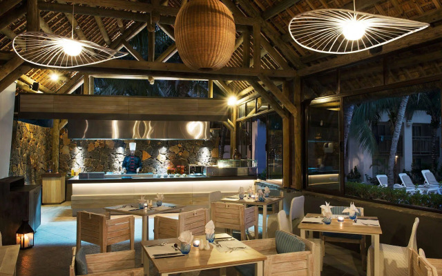 Lagoon Attitude - Adults Only