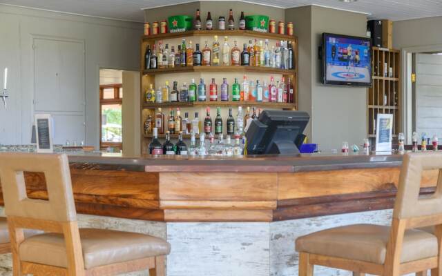 San Lameer Villa Rentals 2204