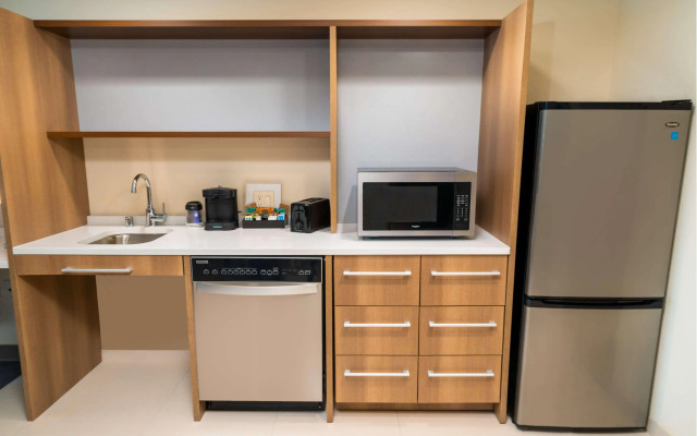 Home2 Suites by Hilton Bakersfield