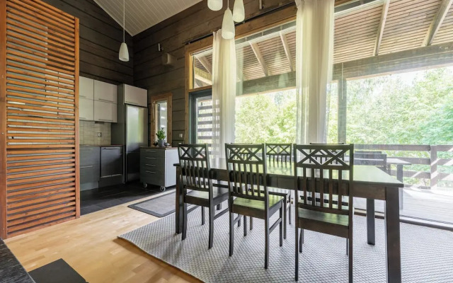 Comfy Cabin in Tahko  with Hot Tub. Private Sauna