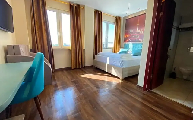 The Grand Inn Hotel