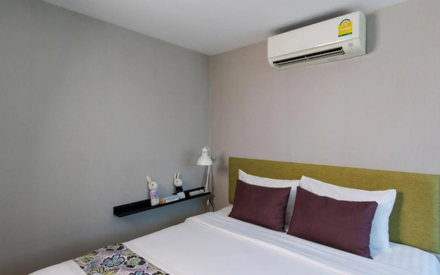 Chala Number 2 Art and Gallery House