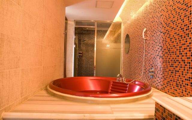 Cheonan B Hotel