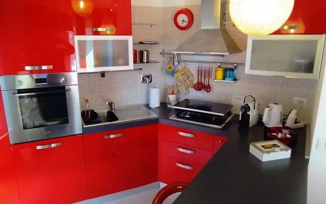 Nice Apartment Close Metro C - Mirti