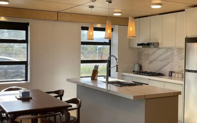 JillyLan Village Apartment