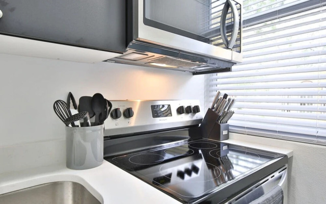 Walkable to Downtown - Casita 1