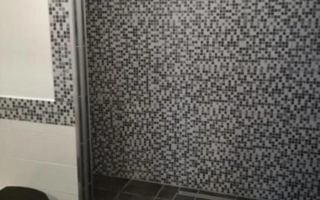 Xena - Comfort and Spacious - A1 Grey