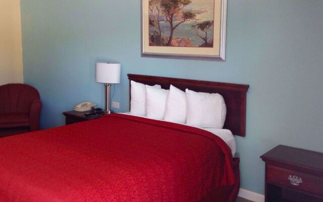 Econo Lodge Inn & Suites Ocean Springs - Biloxi