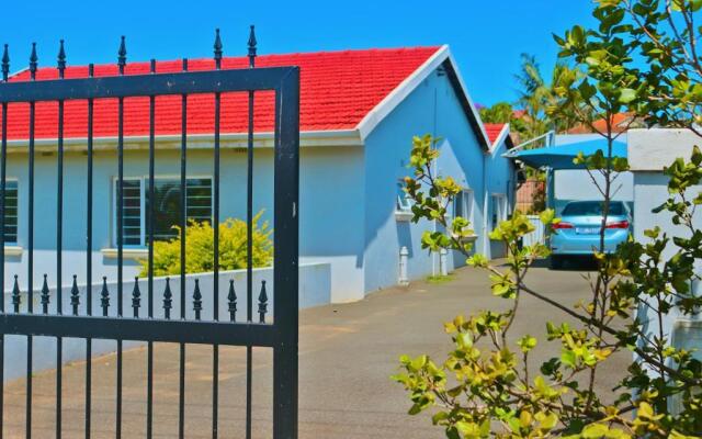 Seas Of Ships Guest House