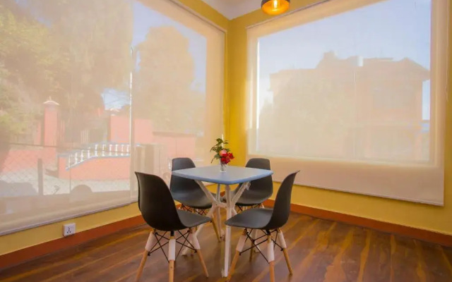 Asha Lodges By OYO Rooms