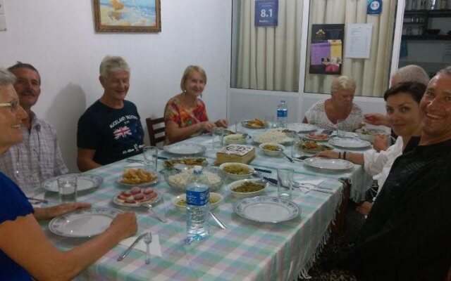Shanthi Guest House