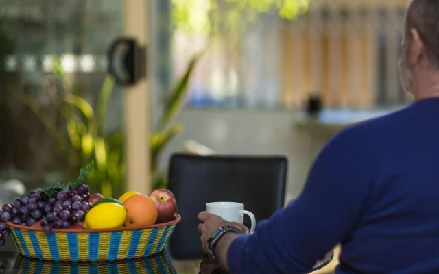 Adelaide 4 Bedroom House with Pool