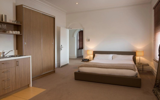 The Ikon Hotel – Guest Rooms – Burnie