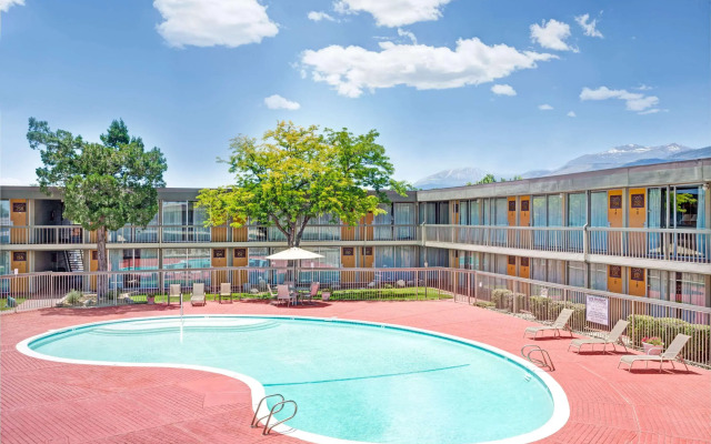 Aiden by Best Western South Reno