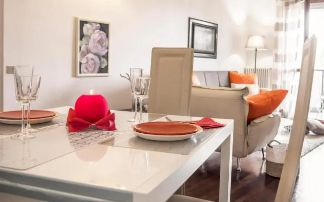 Chic Panoramic Apartment
