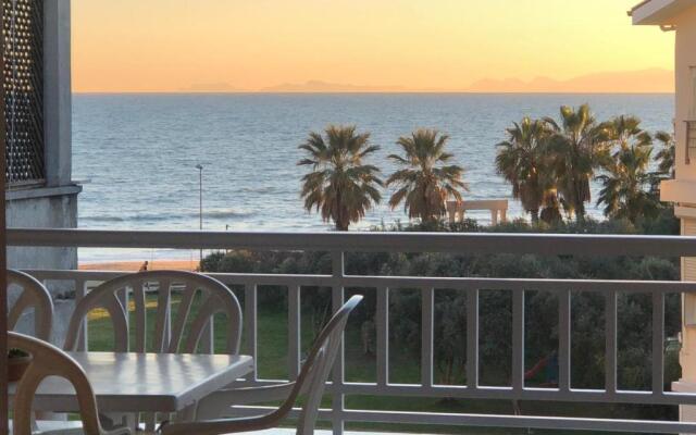 SEASİDE APARTMENT m and b house