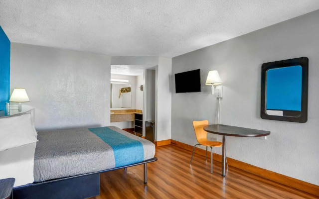 Motel 6 Atlanta GA
