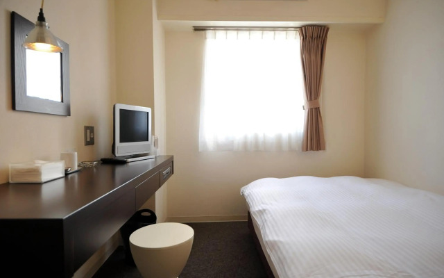7 Days Hotel Plus