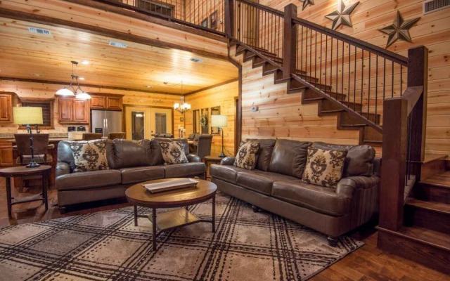 Simmer Down Lodge - 5 Br Cabin