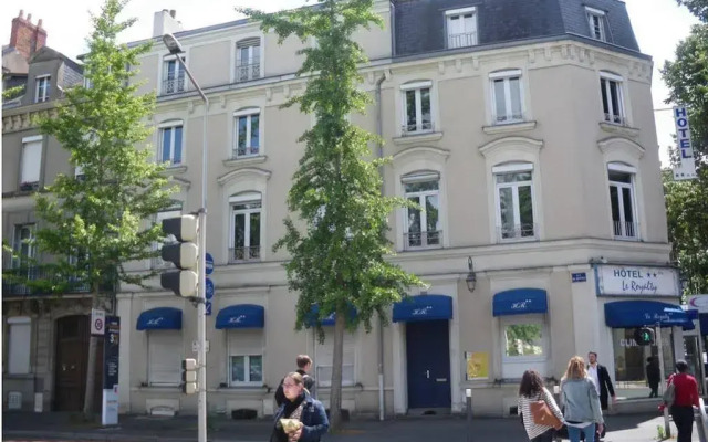Hotel Le Royalty