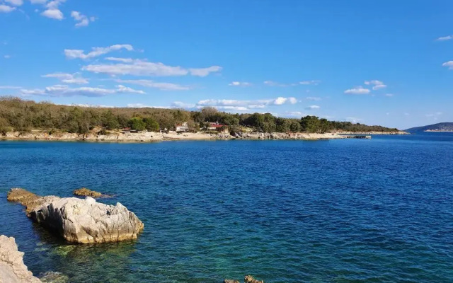 Villa Diny with Pool